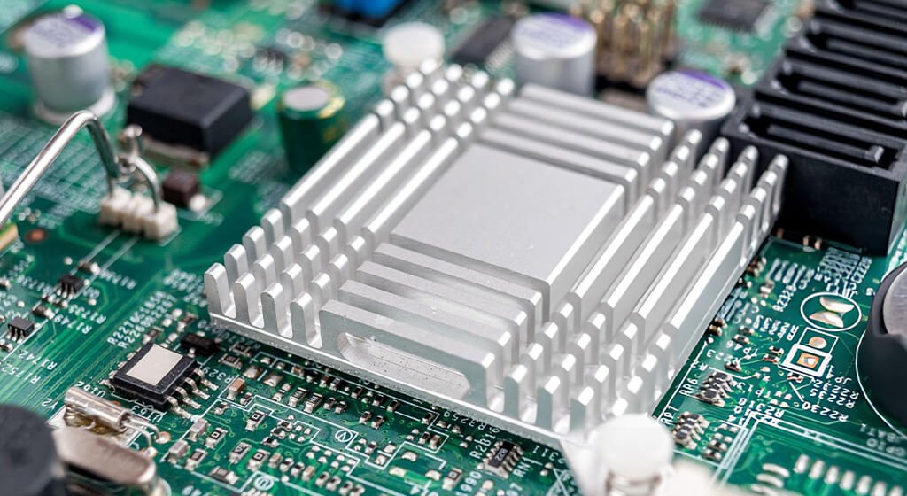 PCB Thermal Management Use Heat Sinks