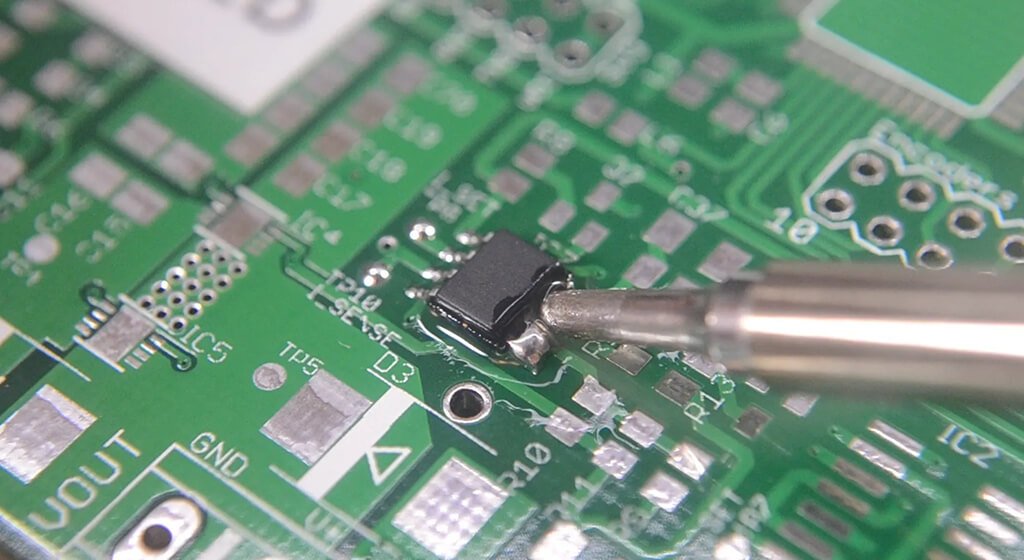 PCB Assembly Supplier Solder Bridging