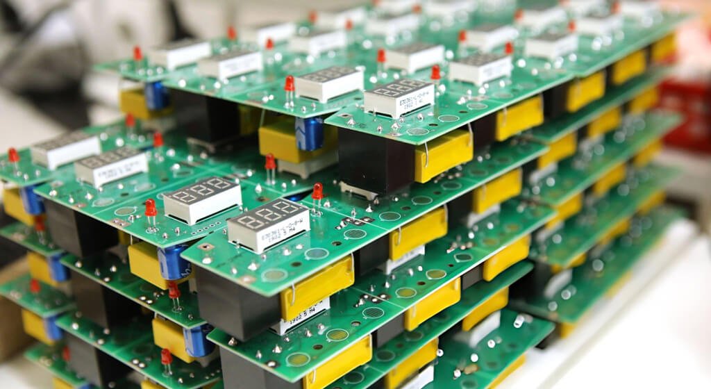 PCB Assembly Supplier Turnkey vs Consigned PCB Assembly